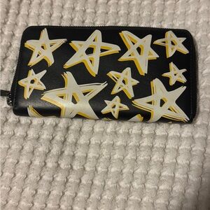 Yliana Yepez Black leather with Stars limited collection  Key & Card Holder